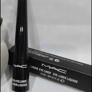 Mac eyeliner liquid boot black brand new